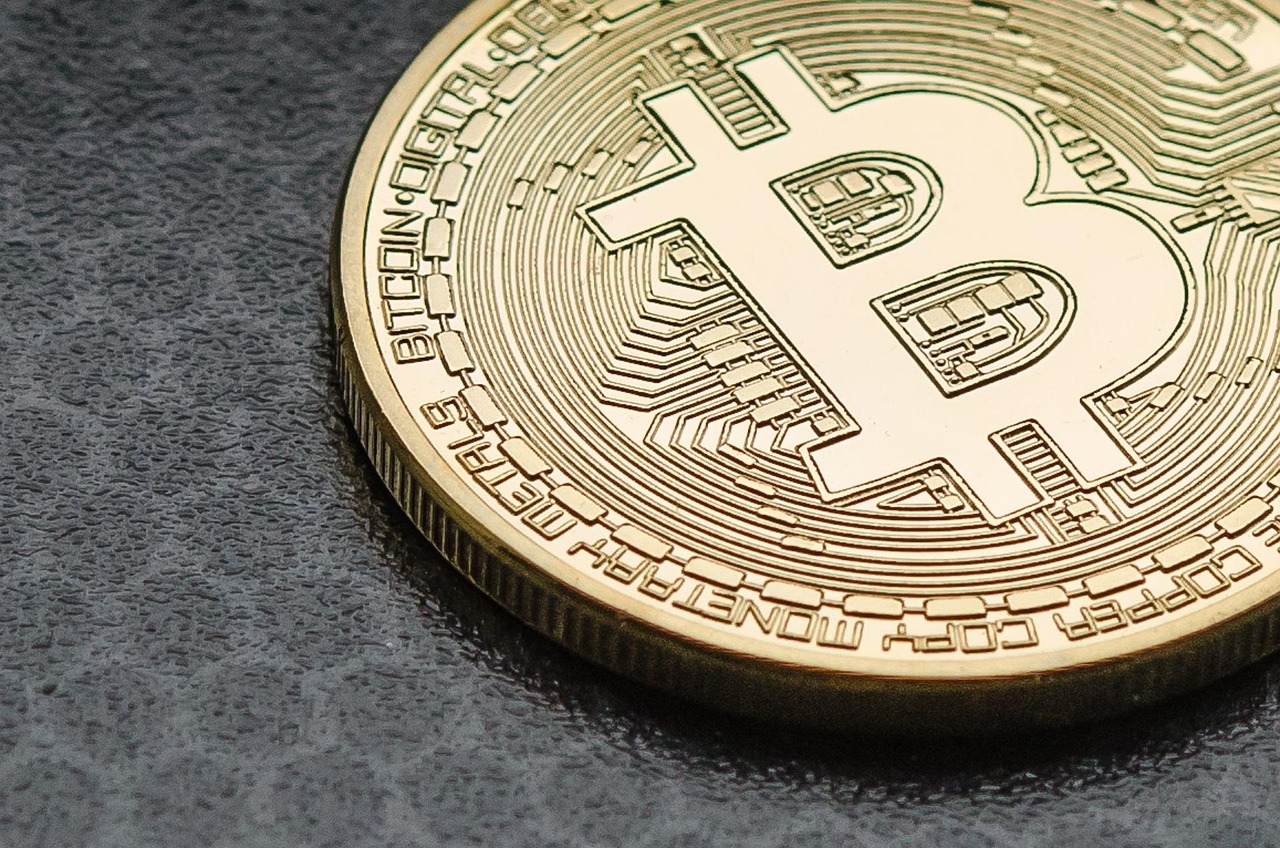 公链Solayer推出USDC结算的金融卡！刷卡有机会获得代币Layer